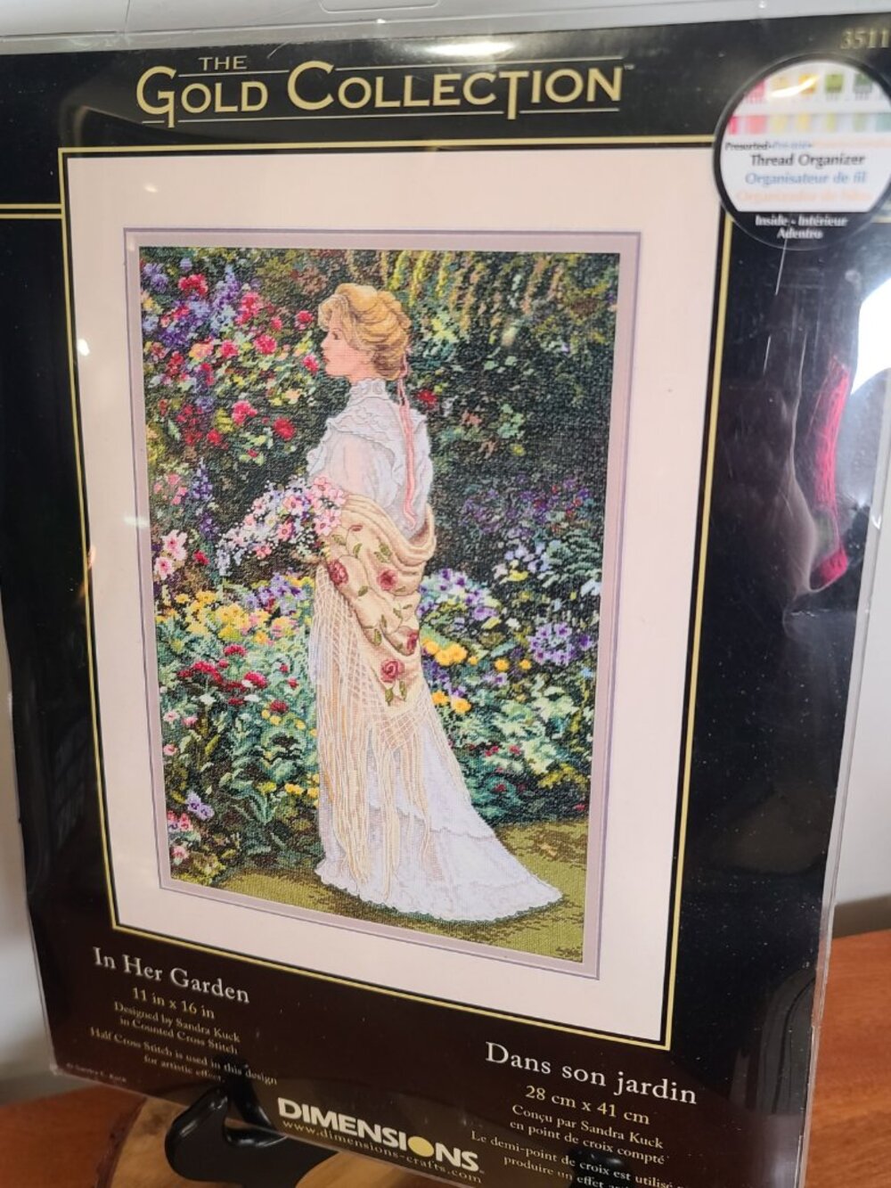Vintage Dimensions Gold Collection In Her Garden Counted Cross Stitch Kit 35119